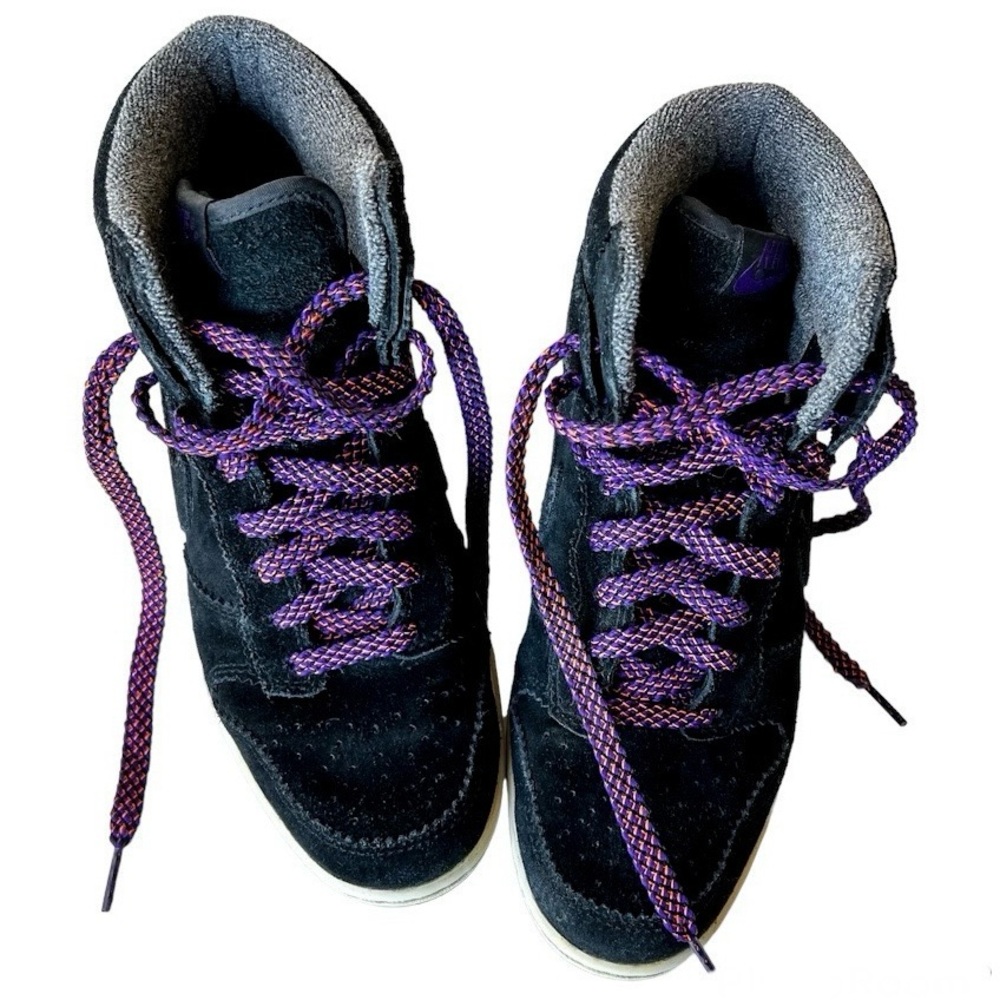 Nike Women’s Dunk Sky Hi ~ 8.5 ~ black suede ~ hidden wedge ~ 528899-014